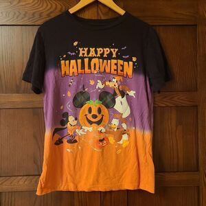 Disney Halloween Tshirt Size Small